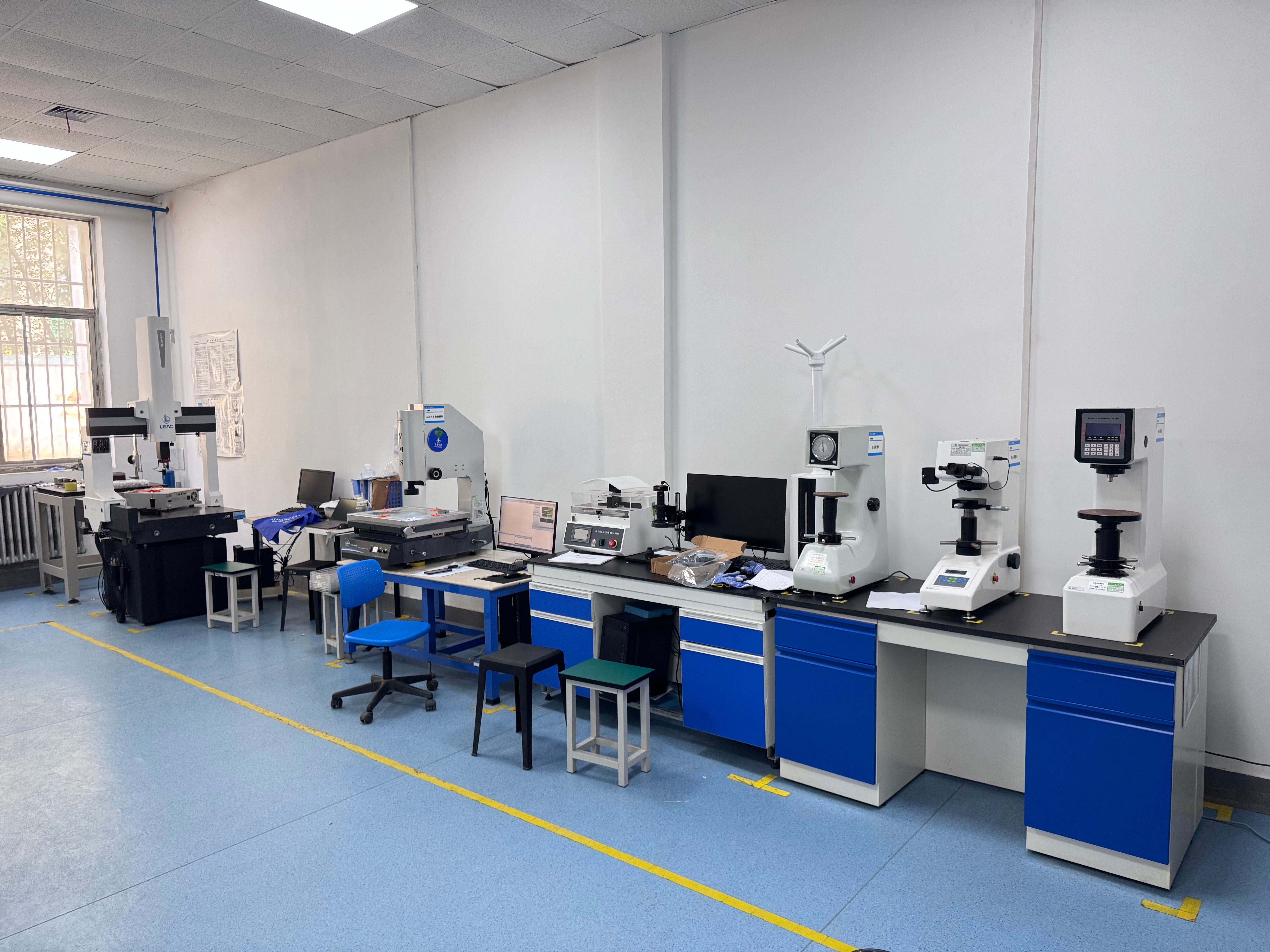 实验室(1).jpg